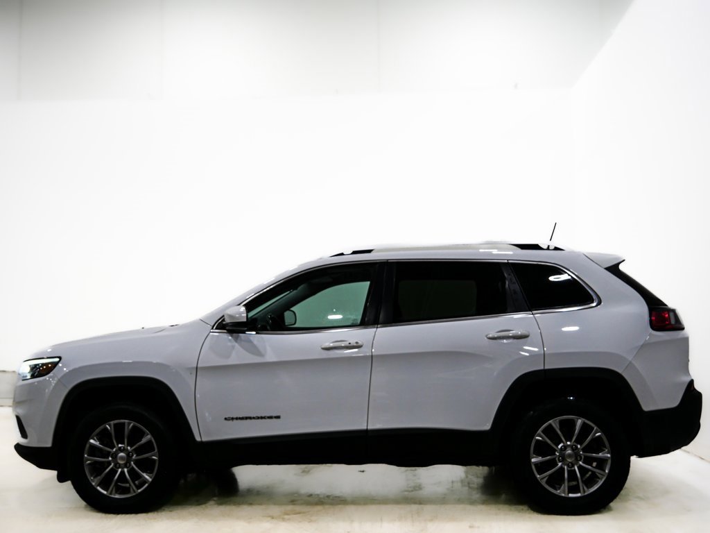 Used 2019 Jeep Cherokee Latitude Plus image 5