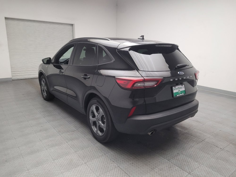 Used 2025 Ford Escape ST-Line FWD image 5