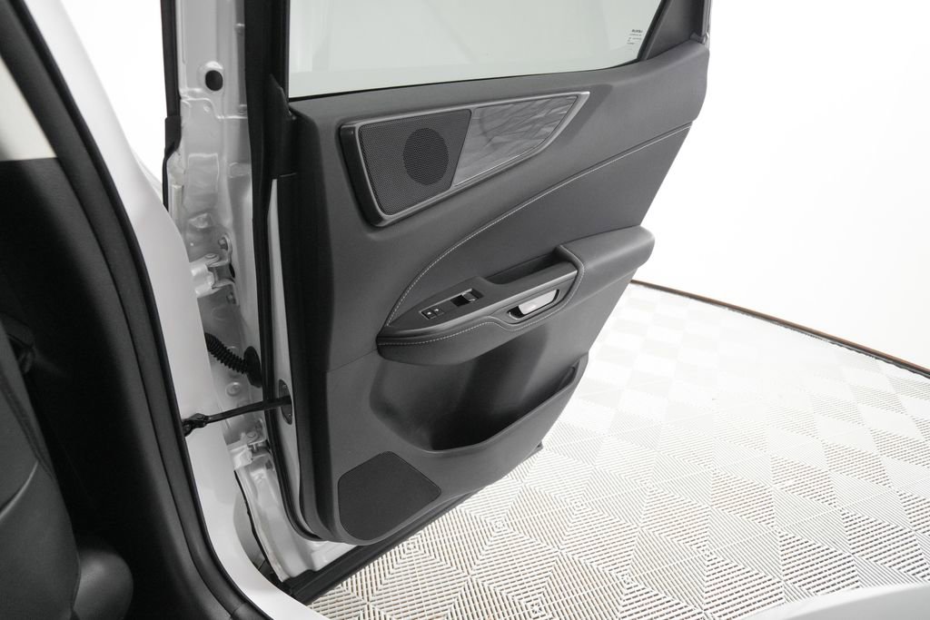 Used 2025 Lexus NX 350 AWD w/ Accessory Package (2T) image 17