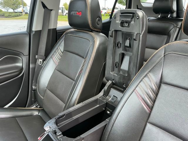 Used 2023 GMC Terrain AT4 w/ Infotainment Package II AWD/4WD image 33