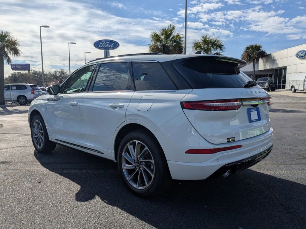 New 2026 Lincoln Corsair Grand Touring image 6