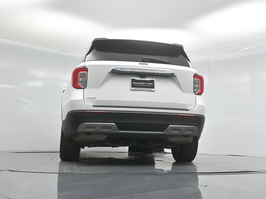 Certified 2023 Ford Explorer XLT w/ Equipment Group 202A RWD image 51