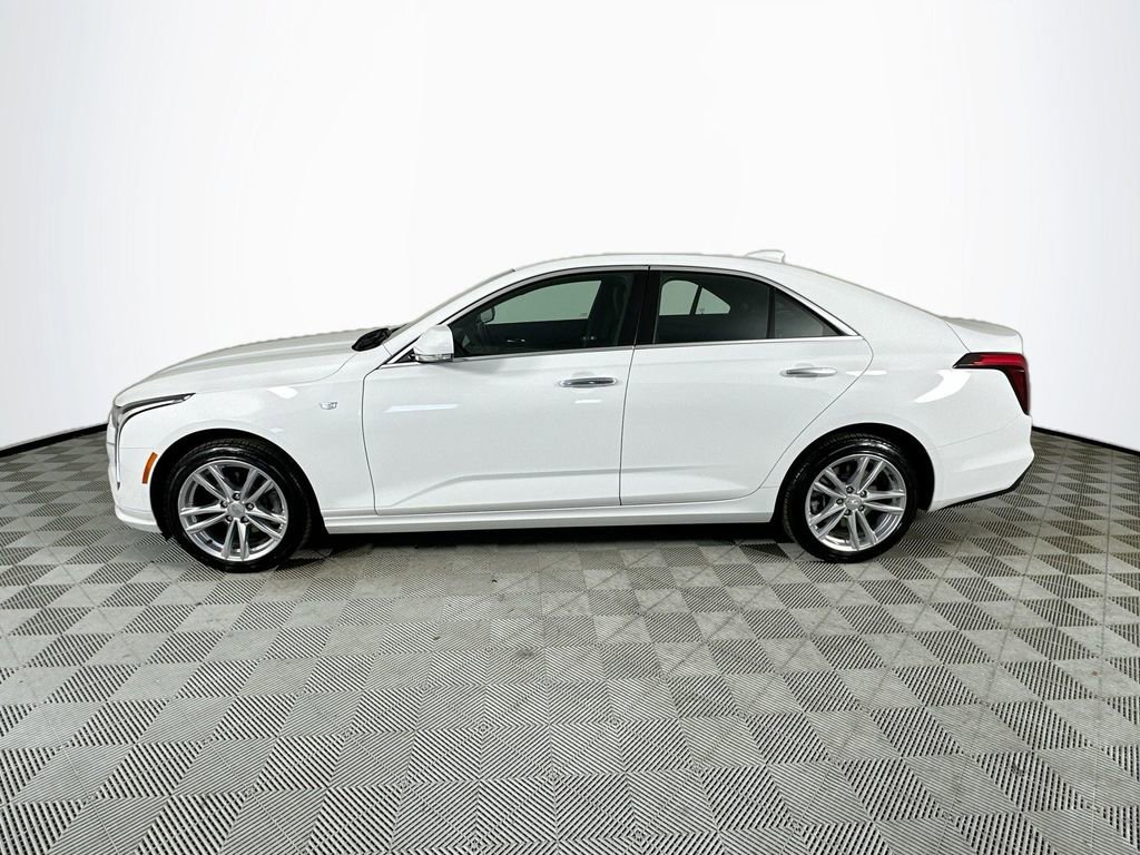 Used 2023 Cadillac CT4 Luxury w/ Cold Weather Package image 4