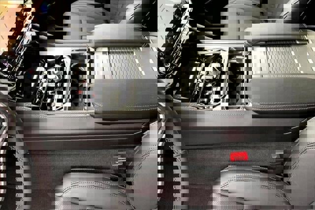 New 2026 Jeep Grand Wagoneer L Limited w/ Premium Group II image 37