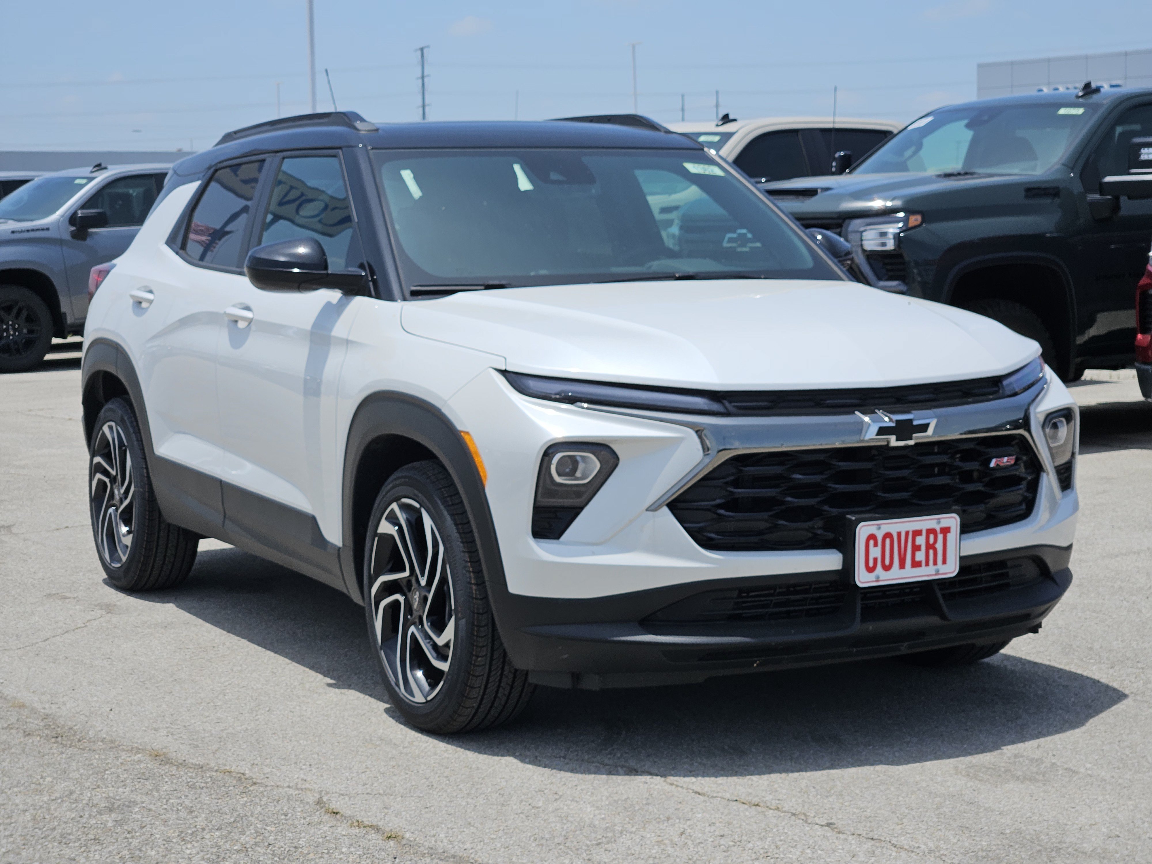 New 2026 Chevrolet TrailBlazer RS w/ Convenience Package FWD image 2