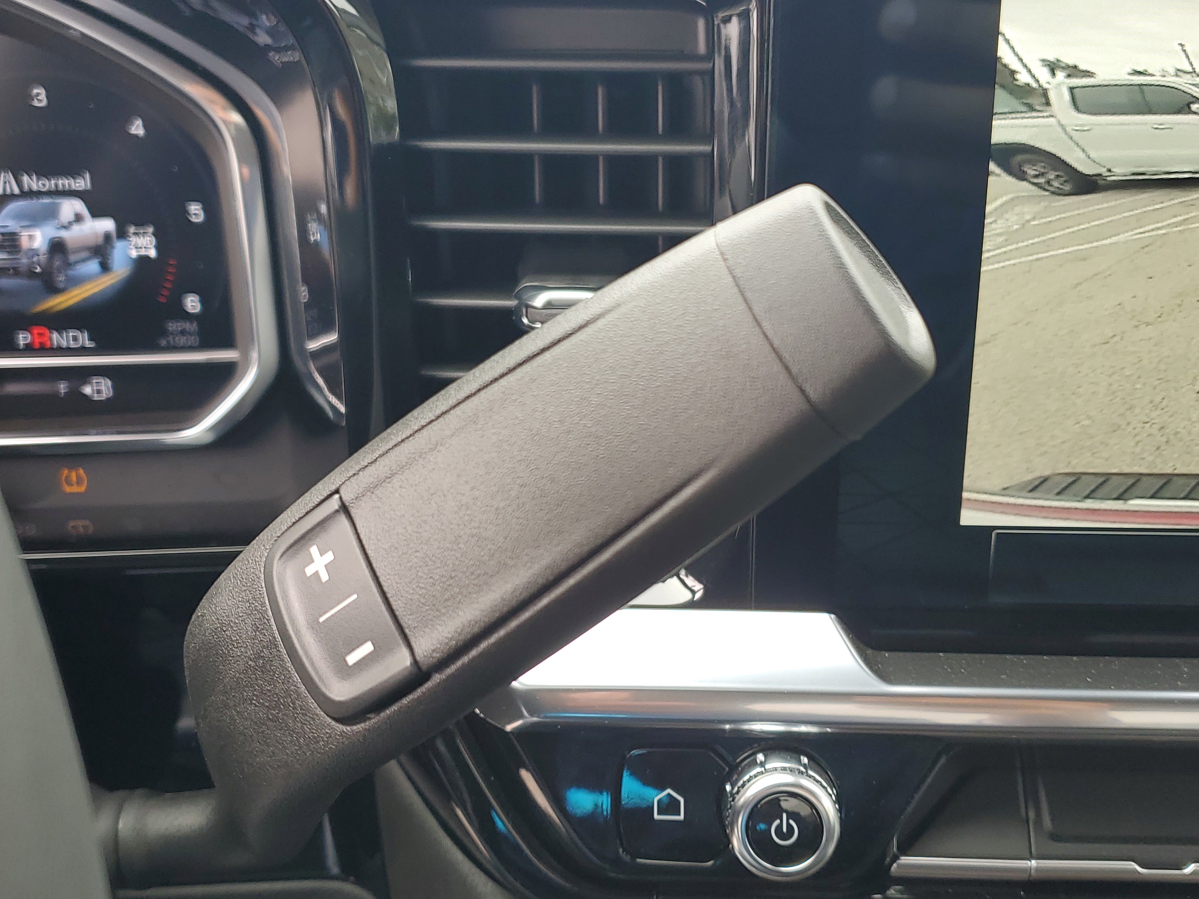 Used 2024 GMC Sierra 2500 SLE w/ SLE Convenience Package image 17