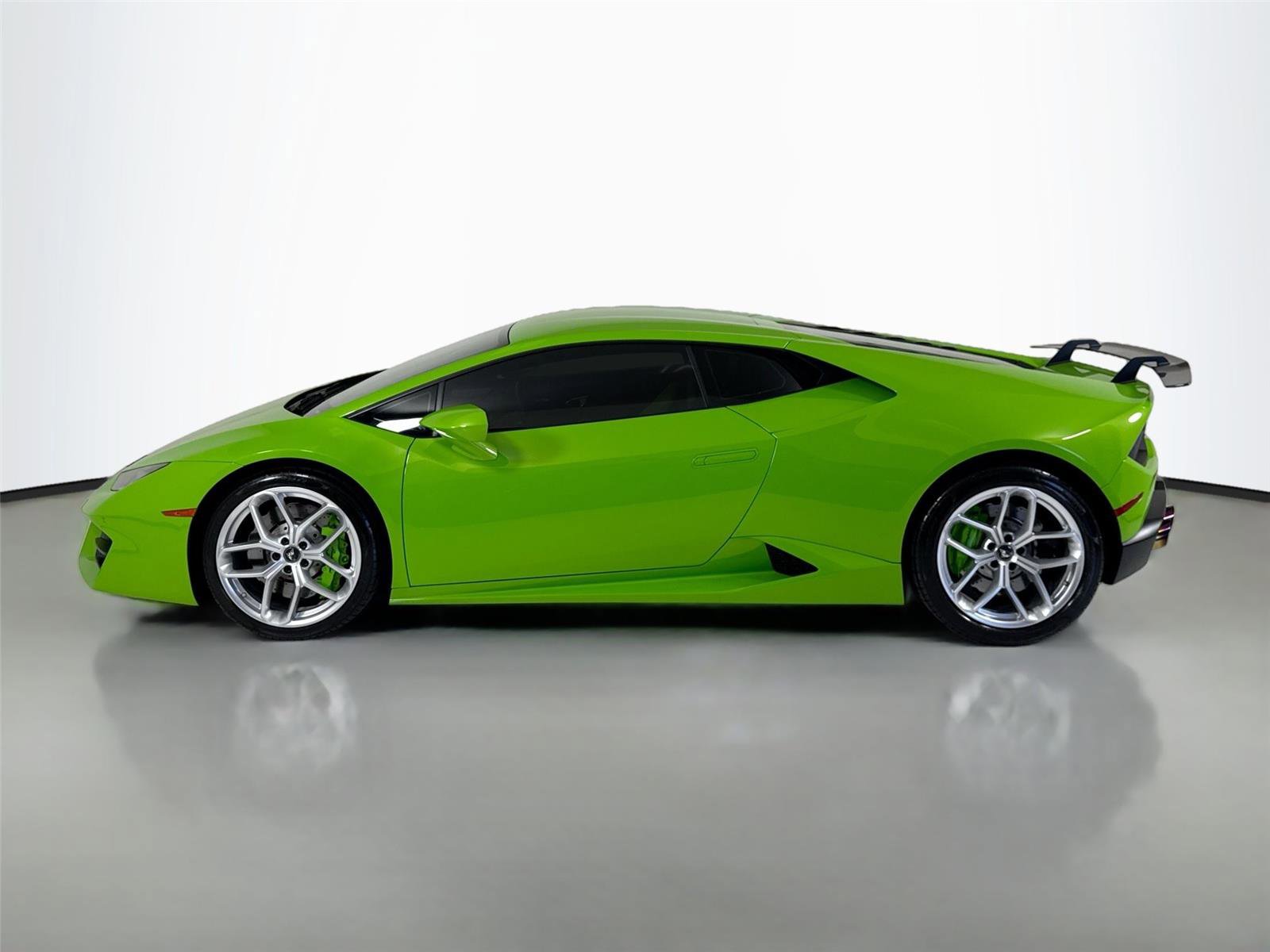 Used 2018 Lamborghini Huracan LP 580-2 image 11