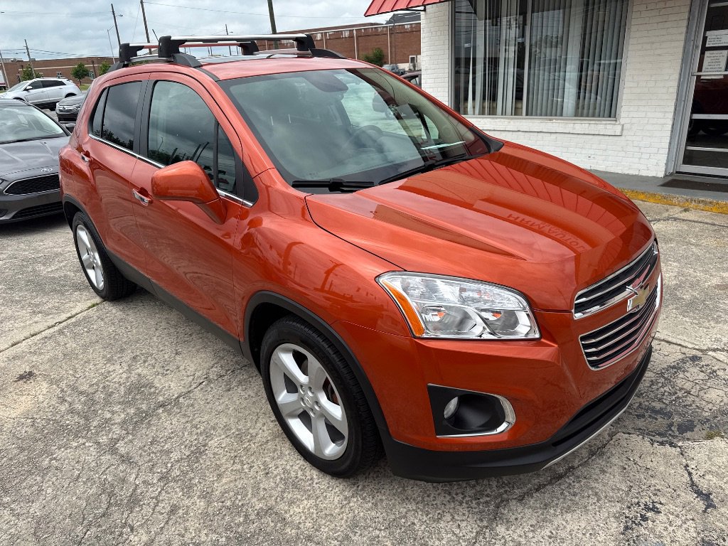 Used 2015 Chevrolet Trax LTZ w/ LPO, Cargo Package image 2