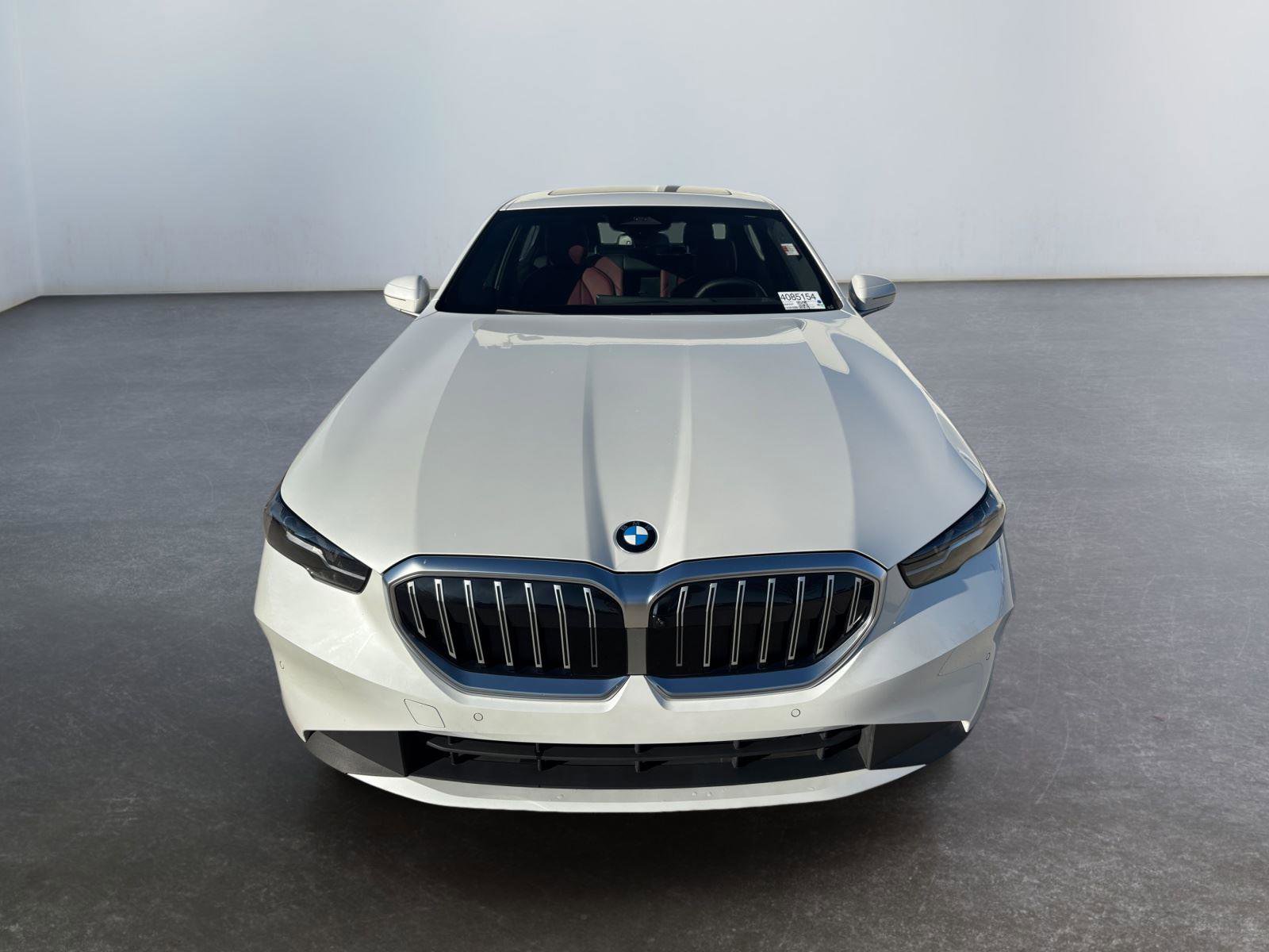 Certified 2025 BMW 540i xDrive w/ Premium Package image 10