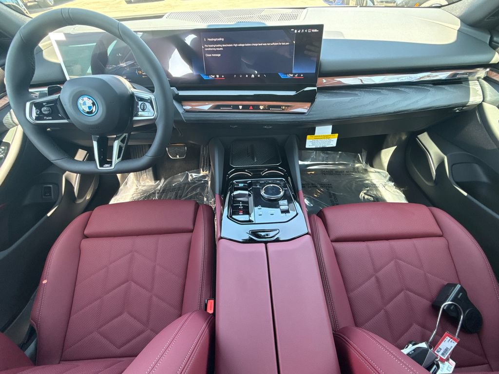 New 2027 BMW i5 M60 w/ M Sport Package AWD/4WD image 19