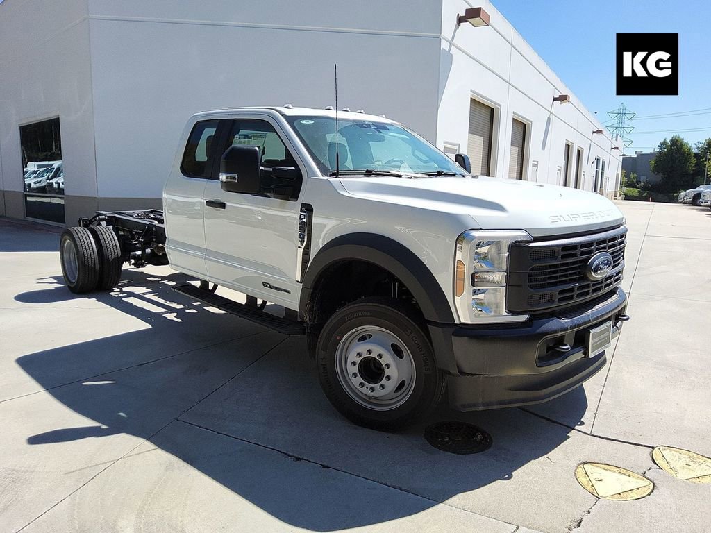 New 2025 Ford F450 XL