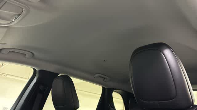 Used 2021 Jeep Cherokee Latitude Lux FWD image 24