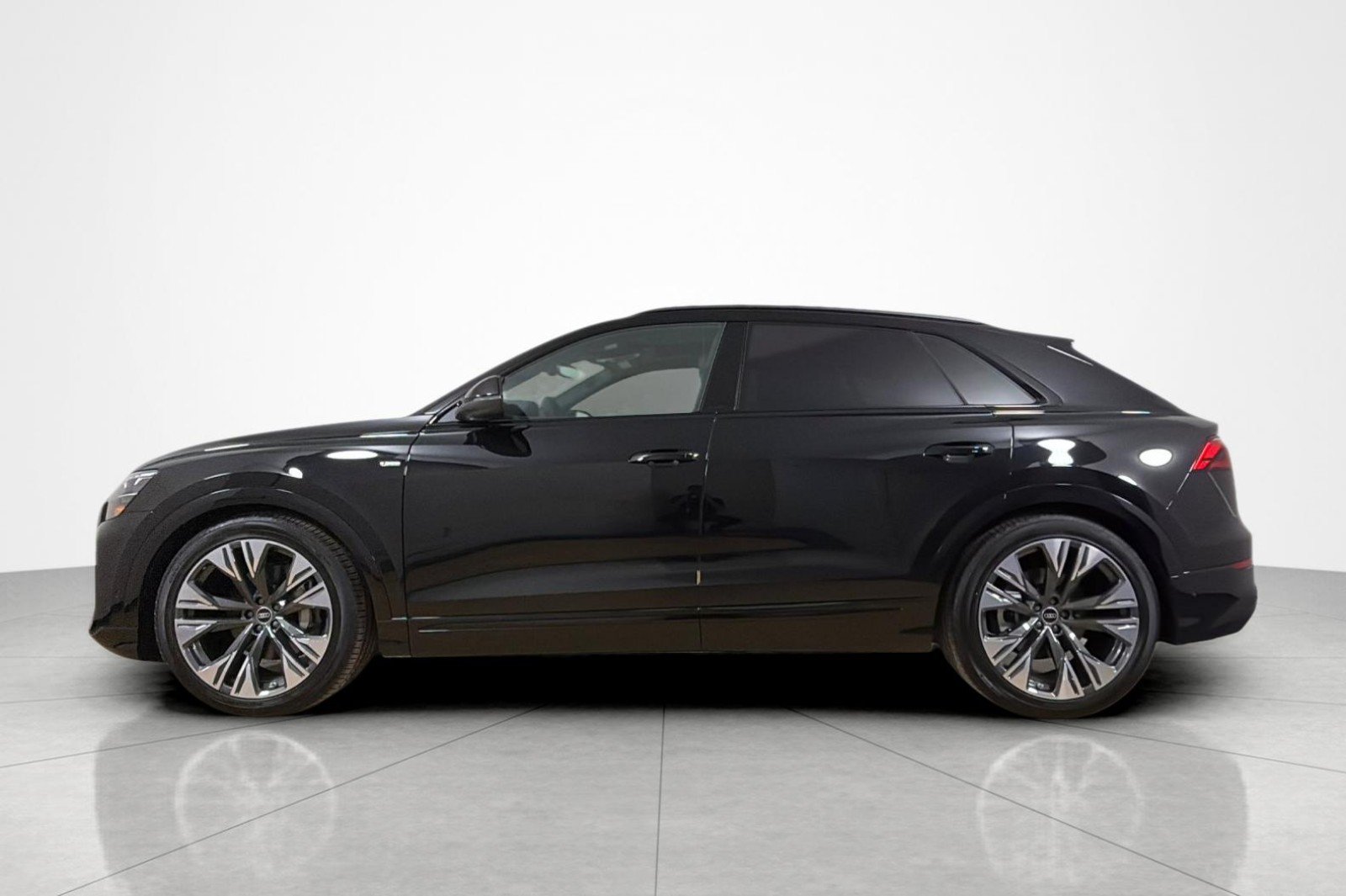 New 2026 Audi Q8 Prestige AWD/4WD image 3