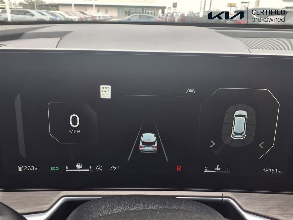 Certified 2025 Kia Sorento SX Prestige w/ Olive Brown Leather Package image 14