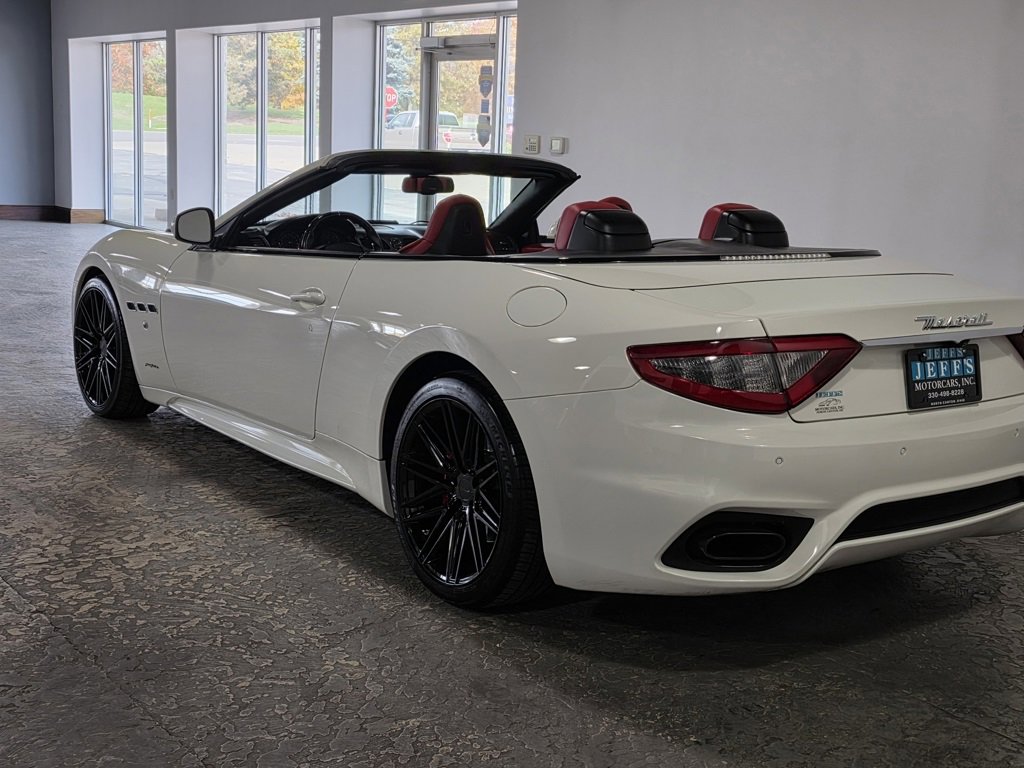 Used 2018 Maserati GranTurismo Sport image 5