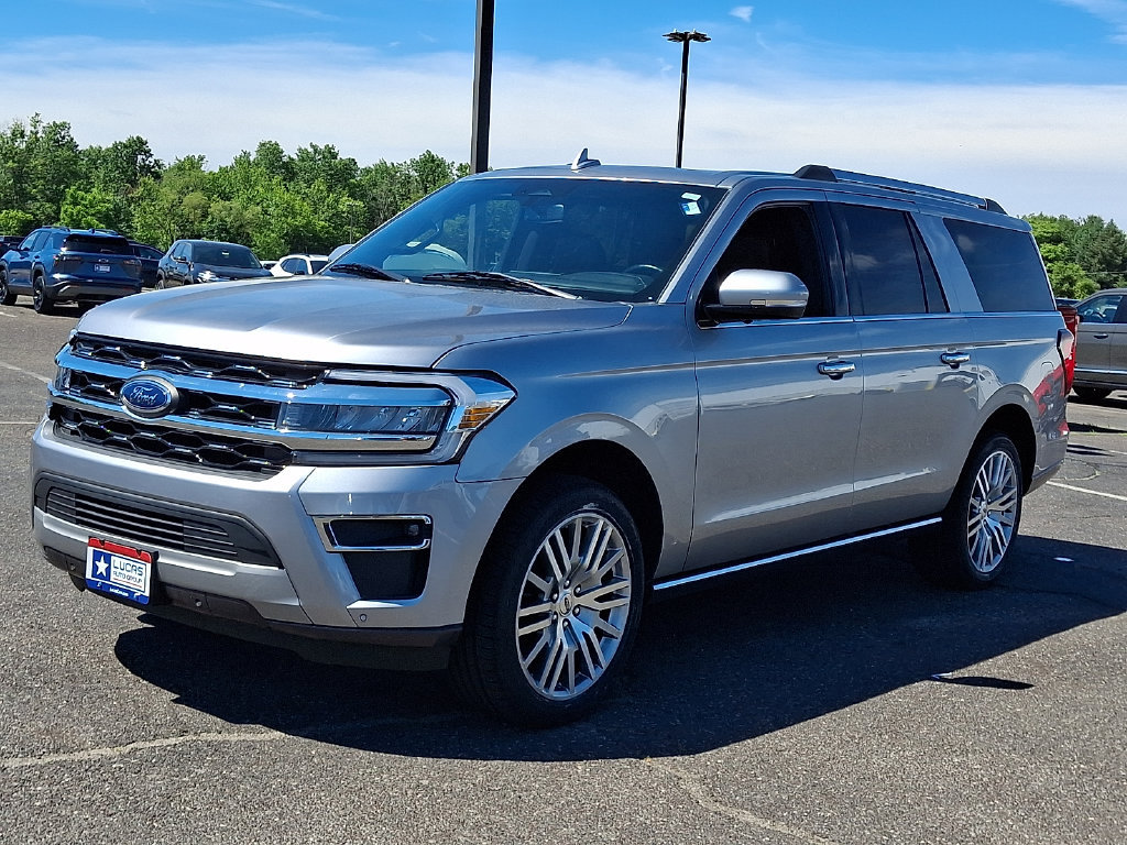 Used 2024 Ford Expedition Max Limited AWD/4WD image 6