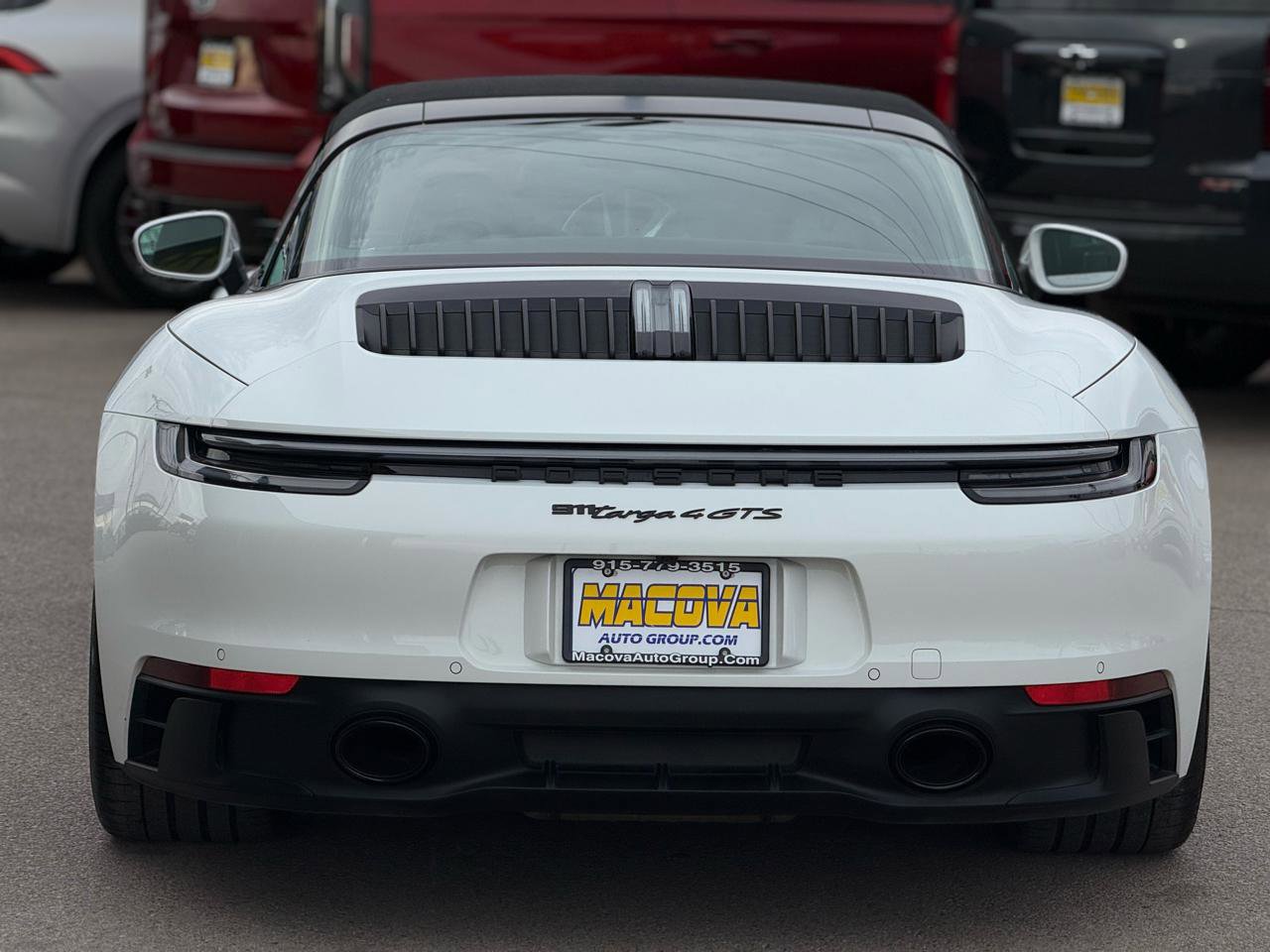 Used 2024 Porsche 911 image 6