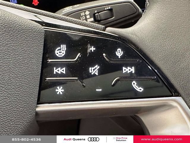 Used 2025 Audi A6 e-tron Premium Plus w/ Premium Plus AWD/4WD image 31