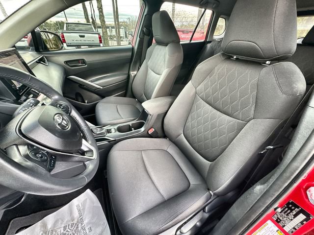 Used 2023 Toyota Corolla Cross LE image 20