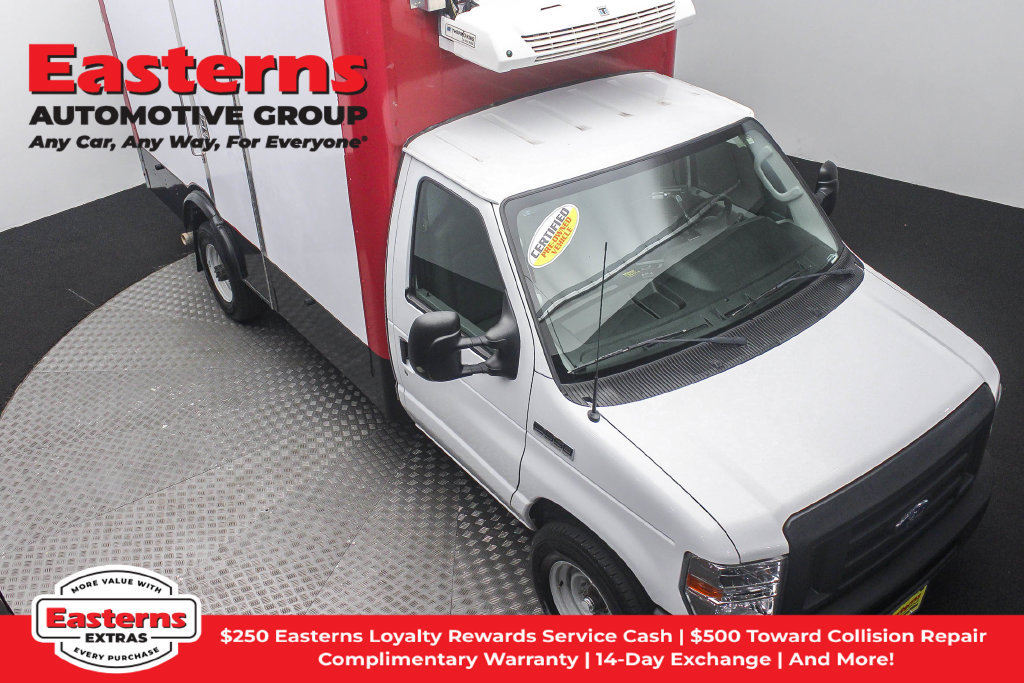 Used 2023 Ford E-350 and Econoline 350 Super Duty w/ Power Windows & Locks Group RWD image 4