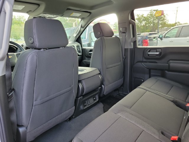 New 2026 Chevrolet Silverado 2500 Custom w/ Custom Value Package AWD/4WD image 12