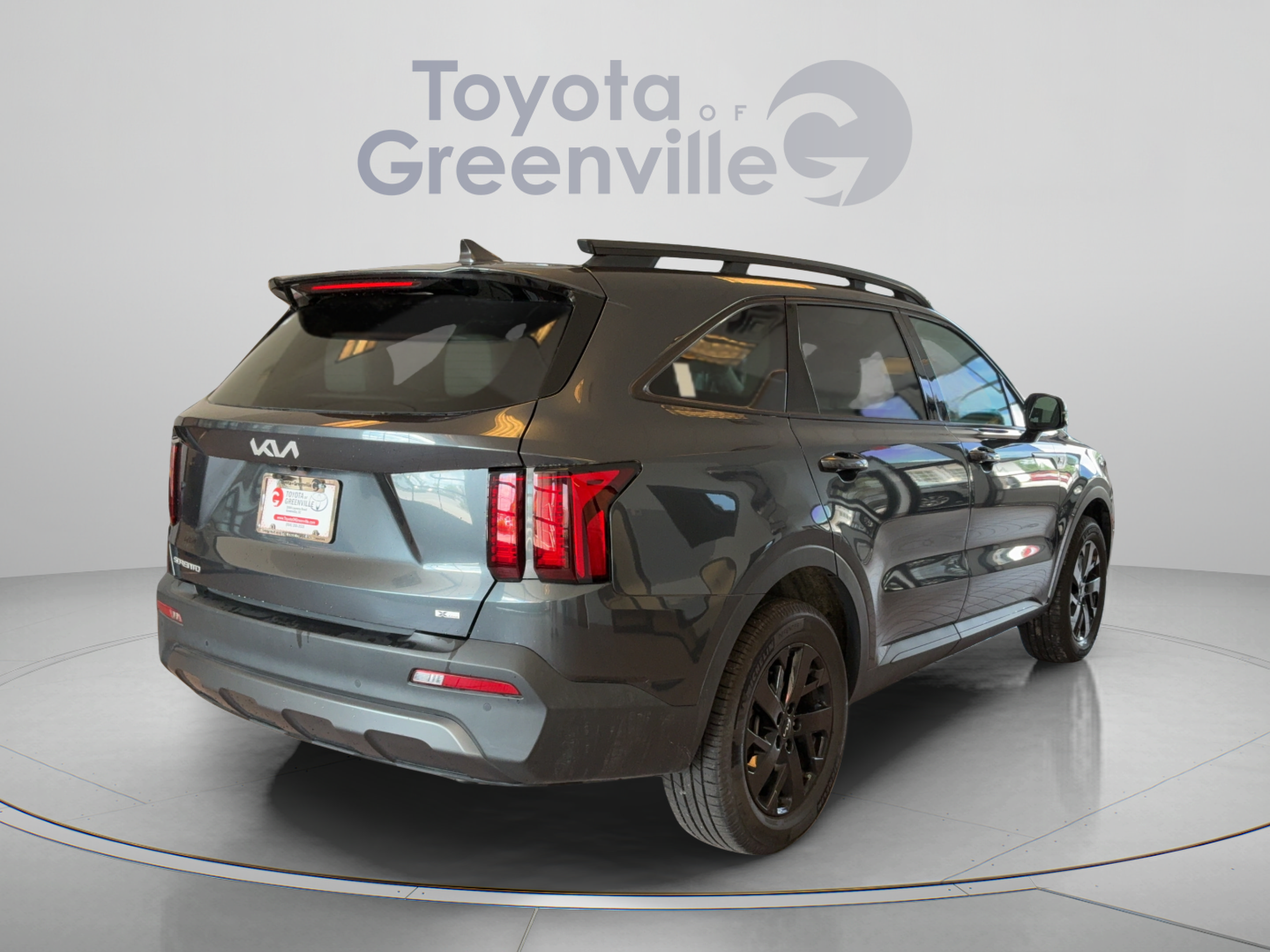 Used 2023 Kia Sorento S w/ Panoramic Sunroof Package AWD/4WD image 6