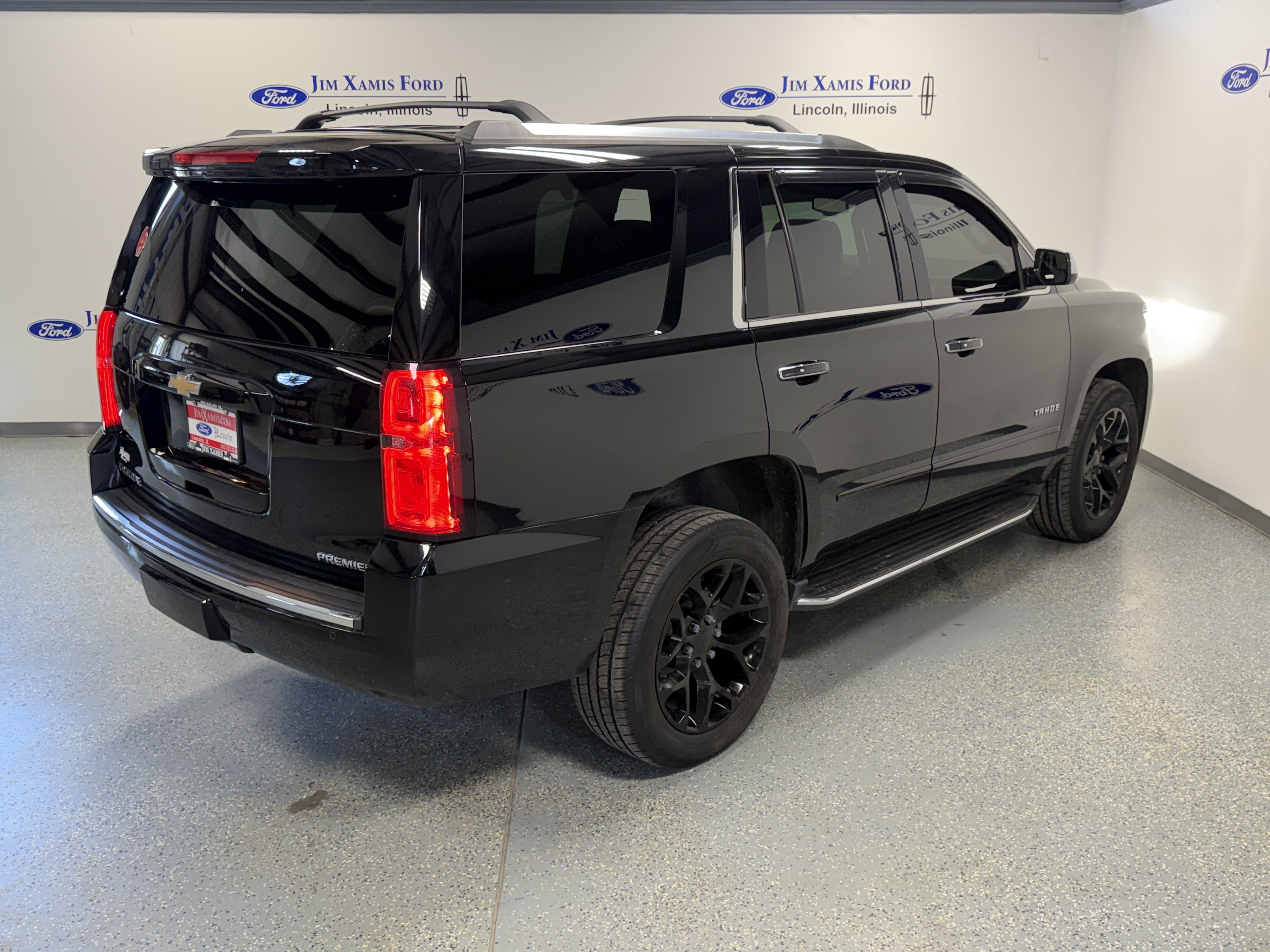 Used 2020 Chevrolet Tahoe Premier AWD/4WD image 36