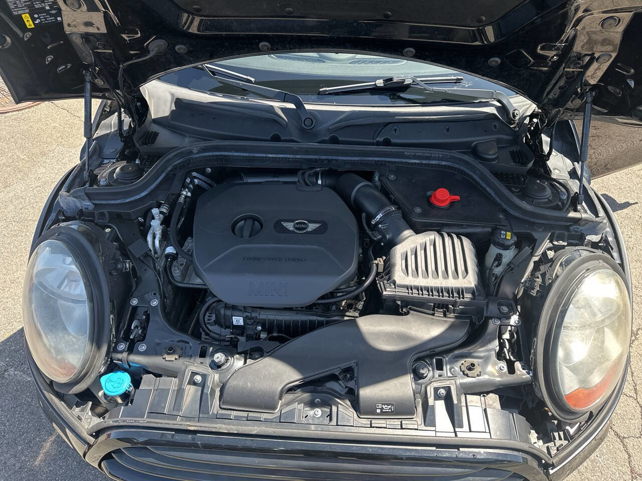 Used 2018 MINI Cooper 2-Door Hardtop FWD image 16