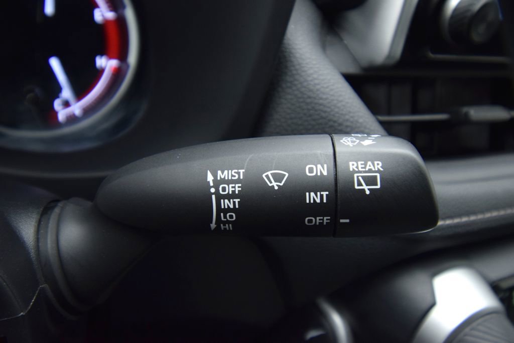 Used 2024 Toyota RAV4 LE image 31