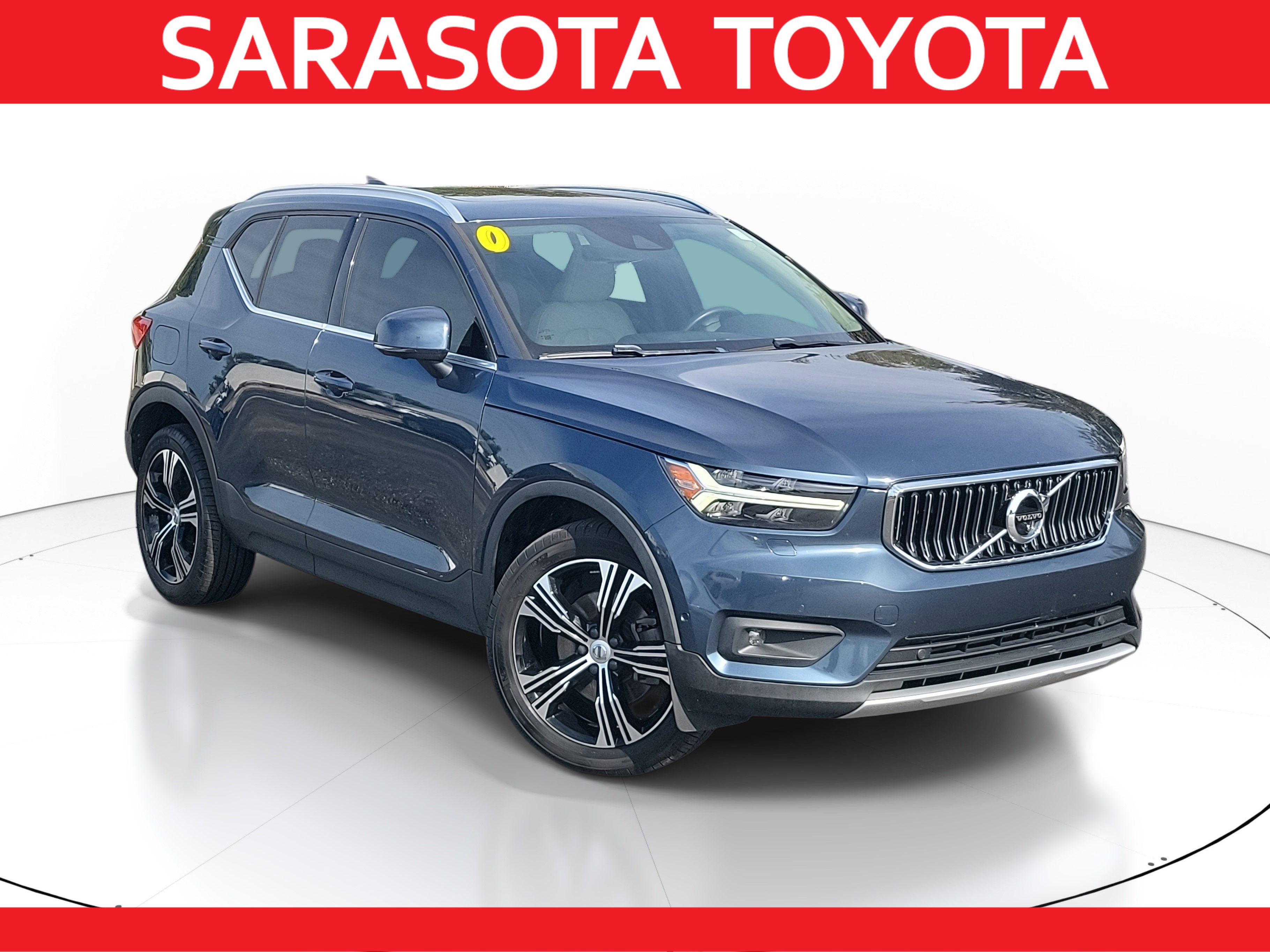 Used 2020 Volvo XC40 T4 Inscription w/ Protection Package Premier