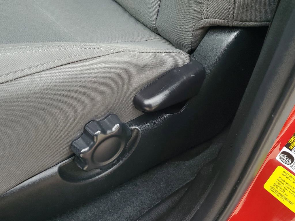 Used 2023 Toyota Tacoma SR AWD/4WD image 18