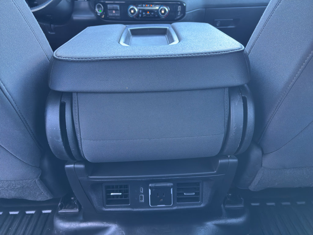 Used 2024 GMC Sierra 3500 SLE w/ SLE Convenience Package image 29