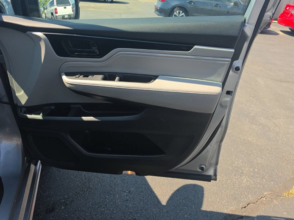 Used 2023 Honda Odyssey Touring image 28