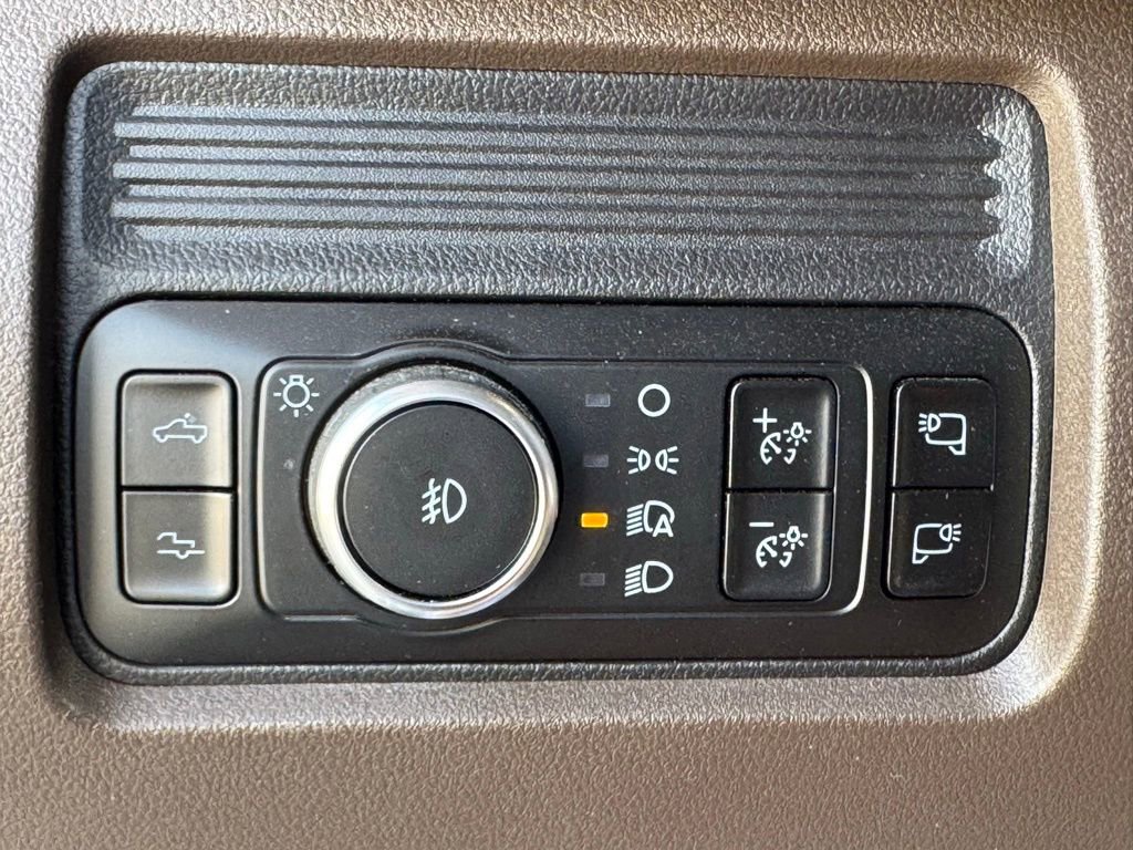 Used 2025 Ford F250 King Ranch w/ Chrome Package image 34