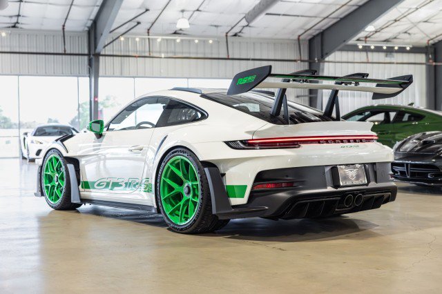 Used 2023 Porsche 911 GT3 RS RWD image 4