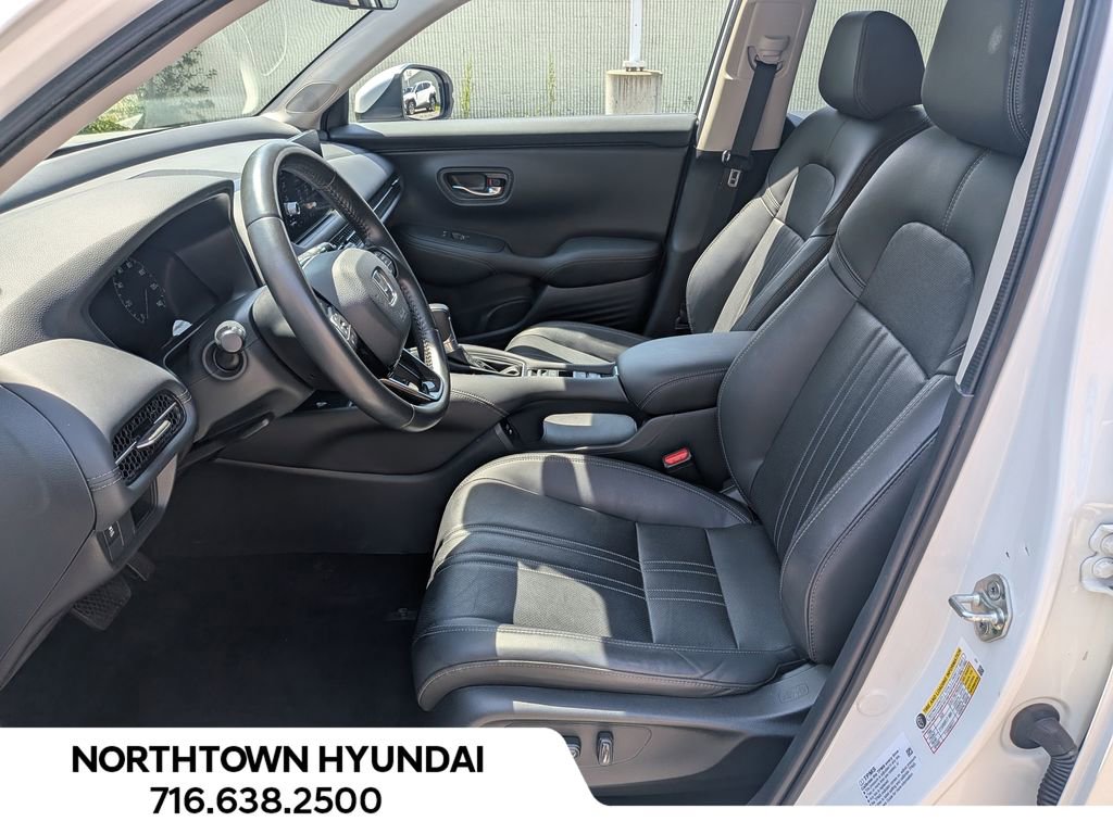 Used 2024 Honda HR-V EX-L image 10