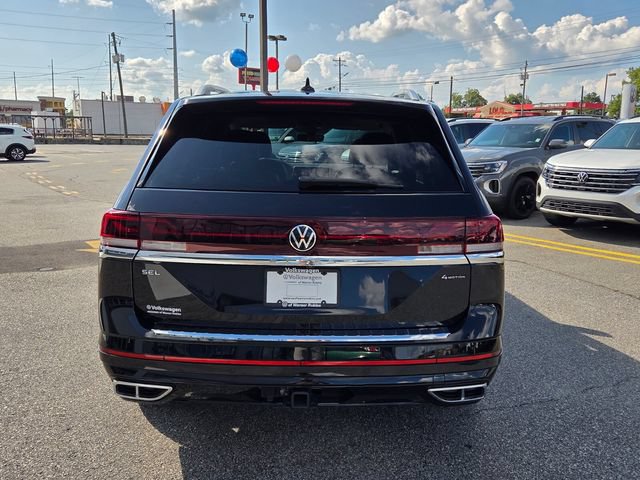 Certified 2025 Volkswagen Atlas SEL Premium R-Line AWD/4WD image 11