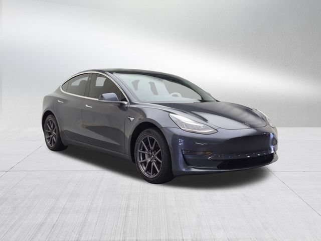 Used 2019 Tesla Model 3 Mid Range RWD image 3