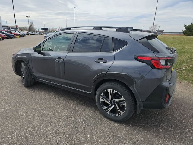 Used 2024 Subaru Crosstrek 2.0i Premium AWD/4WD image 3