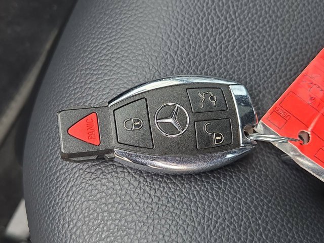 Used 2012 Mercedes-Benz E 350 4MATIC Sedan image 35