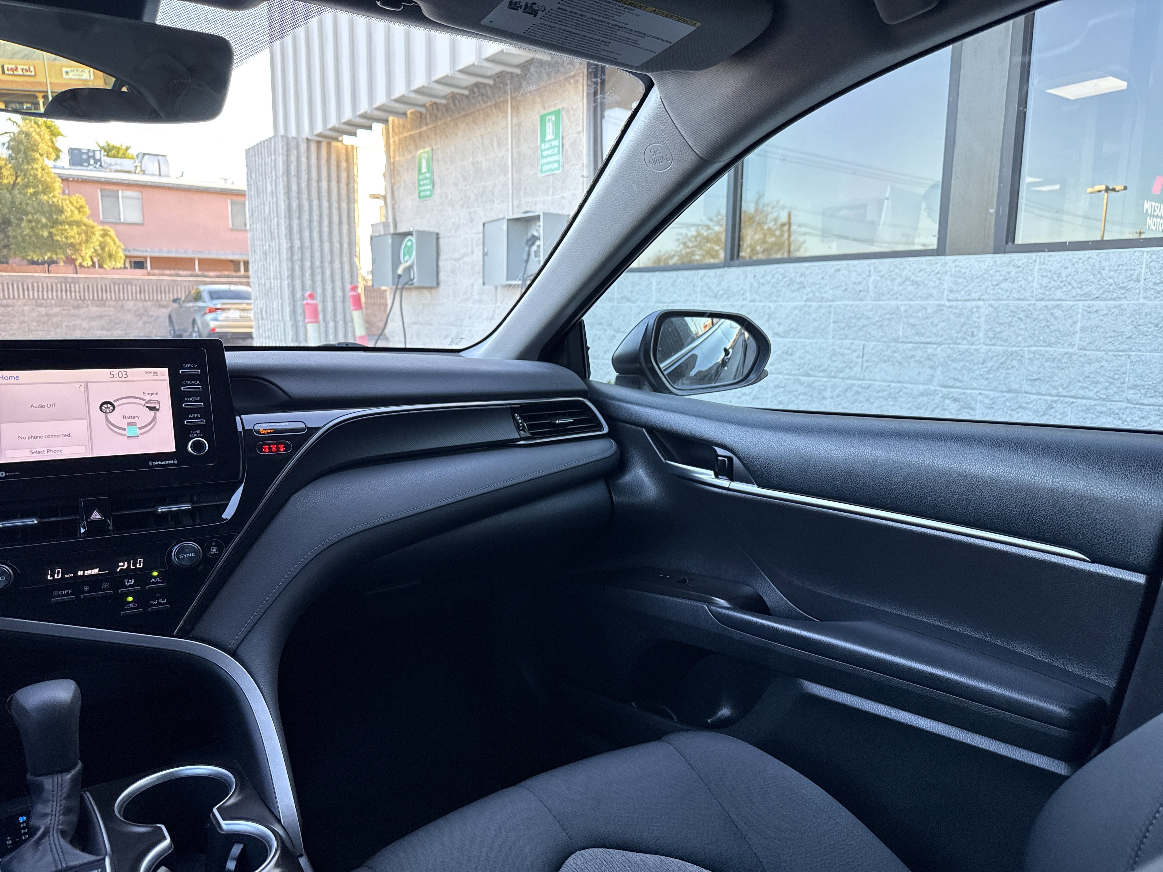 Used 2022 Toyota Camry LE image 18