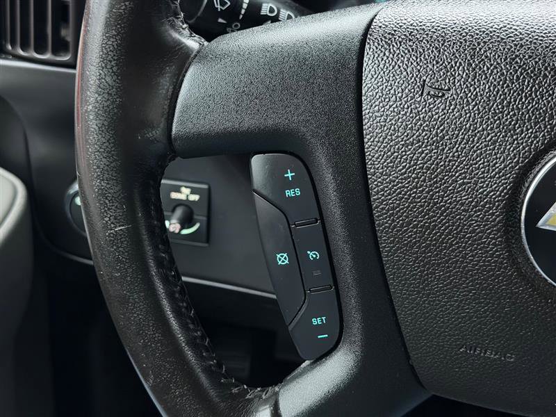 Used 2021 Chevrolet Express 2500 w/ Driver Convenience Package image 26
