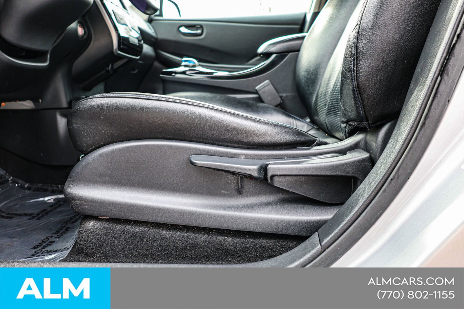 Used 2015 Nissan Leaf SL w/ Premium Package image 20
