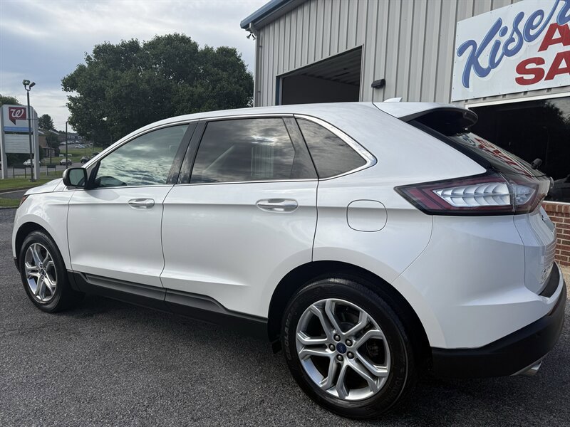 Used 2015 Ford Edge Titanium w/ Equipment Group 301A FWD image 11