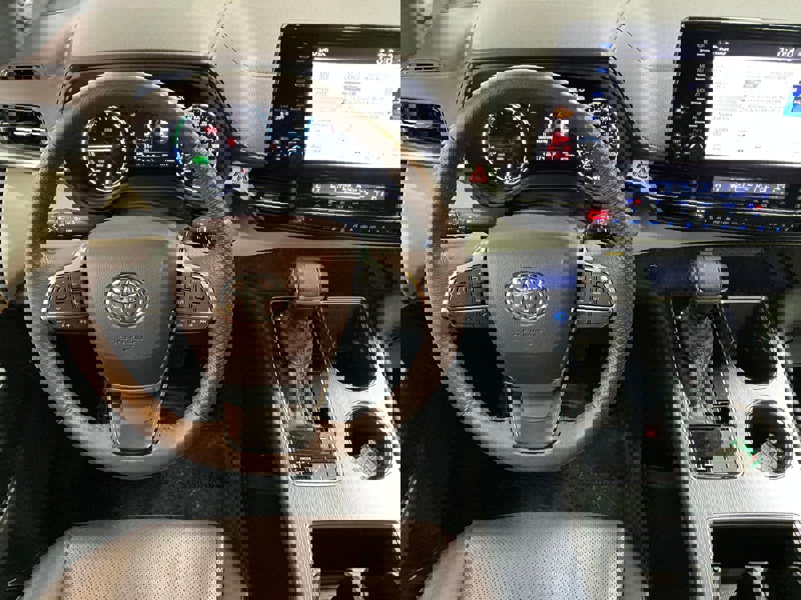 Used 2021 Toyota Sienna Limited image 5