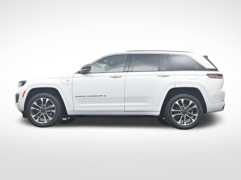 Used 2023 Jeep Grand Cherokee Overland image 39
