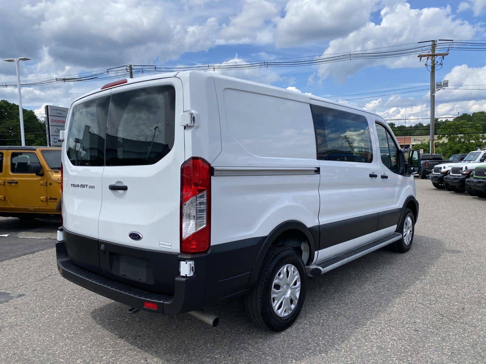 Used 2025 Ford Transit 250 Low Roof w/ Exterior Upgrade Package RWD image 3