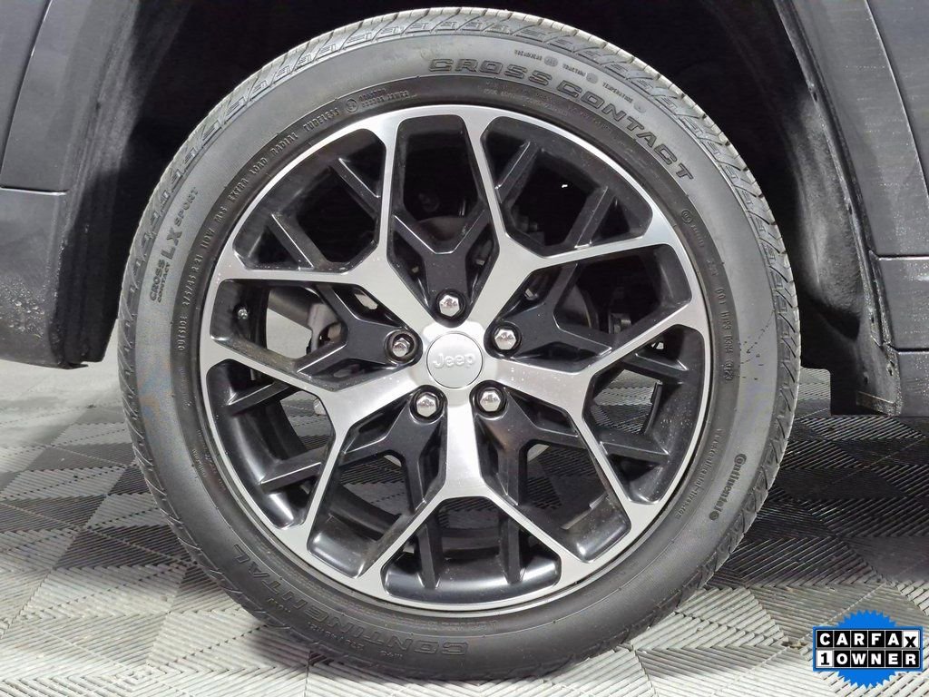 Used 2024 Jeep Grand Cherokee Summit image 28