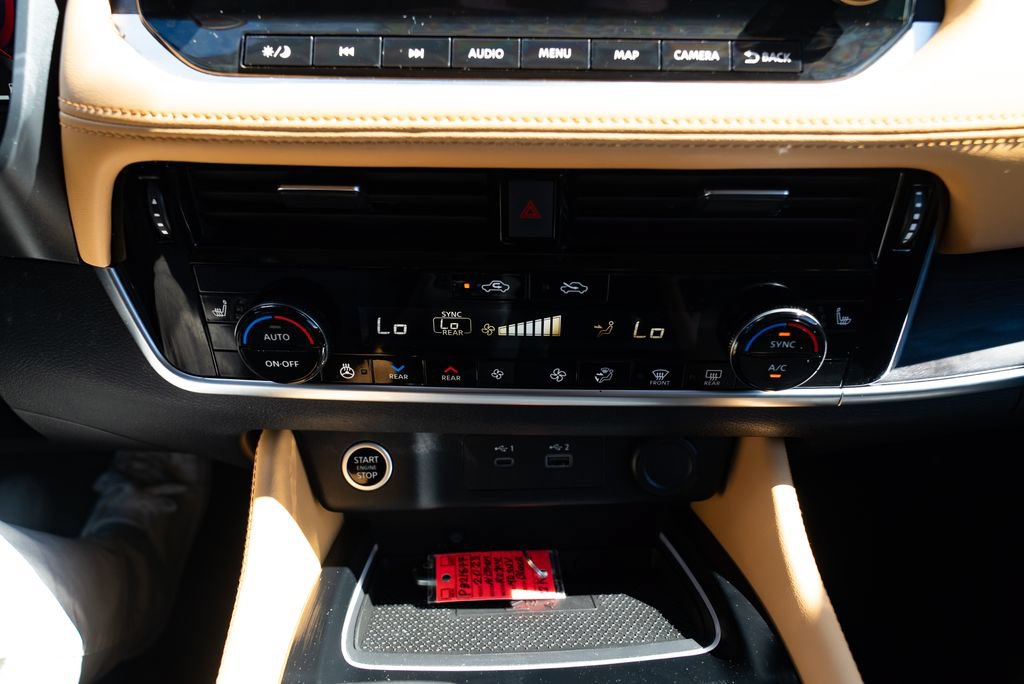 Used 2023 Nissan Rogue Platinum w/ Platinum Premium Package AWD/4WD image 16