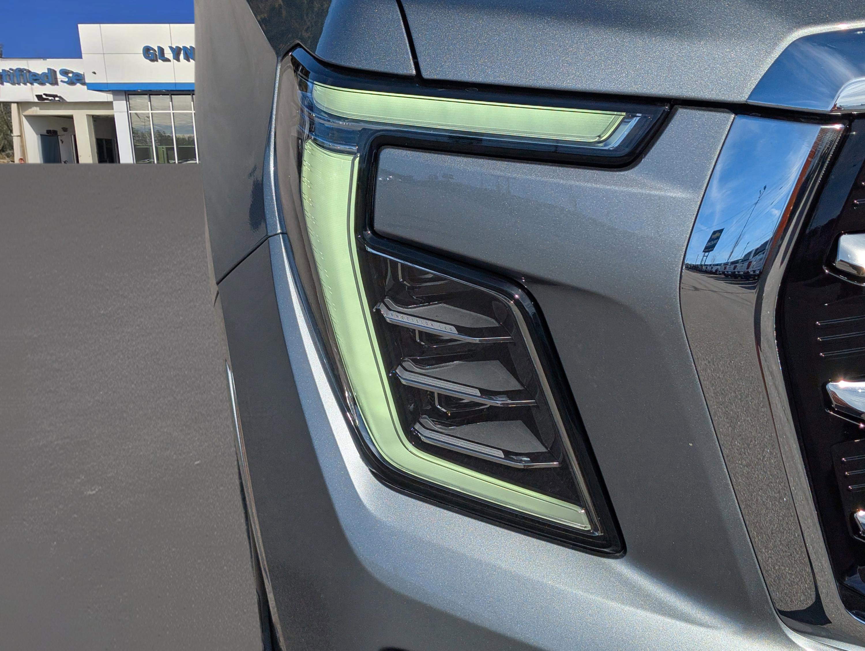 New 2026 GMC Yukon XL Elevation image 4